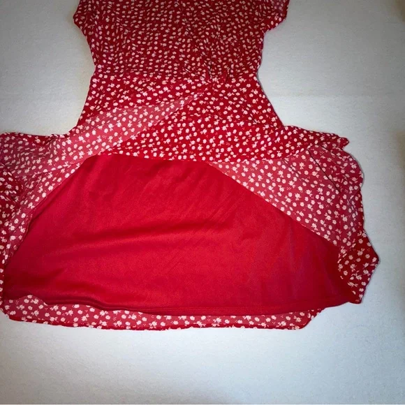 Monteau Red Faux Wrap Mini Dress with White Floral Print - Picture 9 of 14
